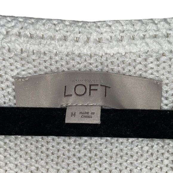 Loft 100% Cotton white knitted Short Sleeve Sweater Blouse size Medium - Picture 3 of 6